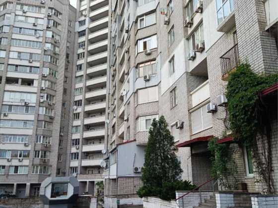 РЕАЛЬНАЯ! Продам 1 ком кв-ру на Рабочей Днепр