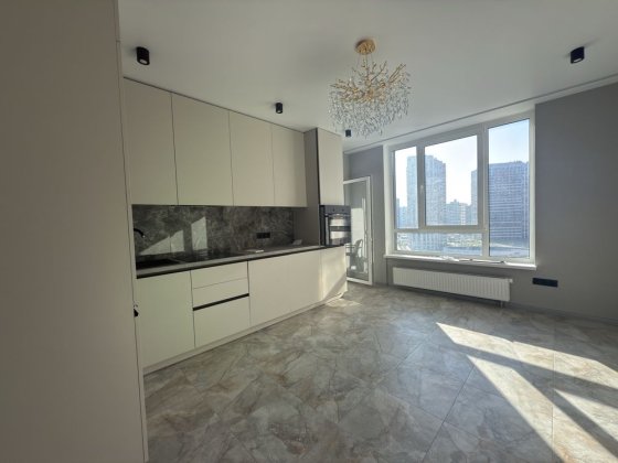 2К Європейського Союзу просп. 53/46, Варшавський Плюс Подільський р-н Киев