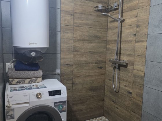 Своя!  Ціну знижено! Продається  1к-кв вул.Батумська (Косіора, Днепр