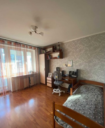 Продам 3 к на жм Победа/ Перемога (Героев / Б. Славы) - фото 1