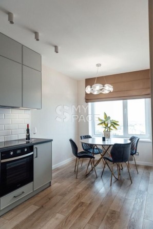 ЖК Метрополіс, вул. Заболотного Академіка, 1-А, ТОП ціна! - фото 1