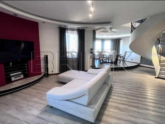 ПЕНТХАУС З РЕМОНТОМ ЗА СУПЕРЦІНОЮ!! Позняки , Дарницький район Киев