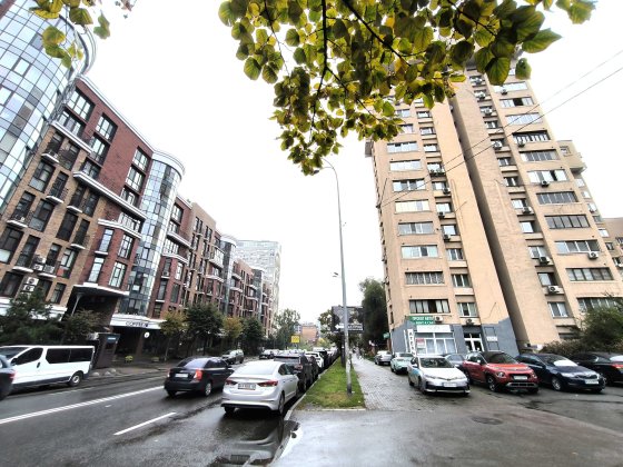 Продам 1-кімнатну квартиру! Голосіївський, Центр, ст.«Палац Україна» Київ