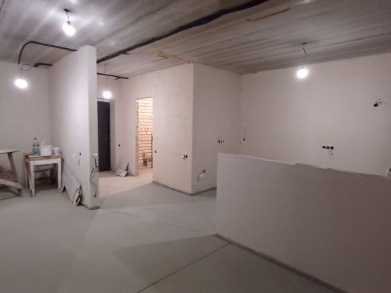 Продаж 1-кімнатної квартири с незакінченим ремонтом Чернигов