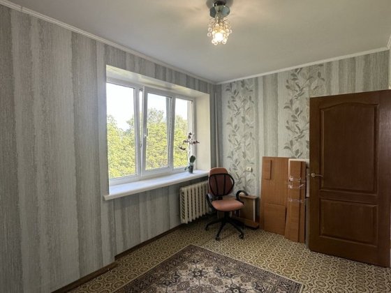 Продам квартира 2 кім Турист Політех 5/5 Чернигов