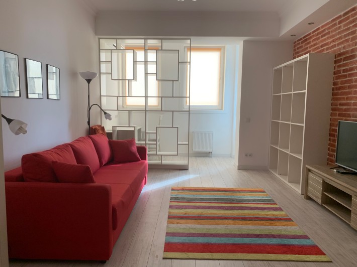 Печерськ, бул. Міхновського(Дружби народів) 14-16 - фото 1