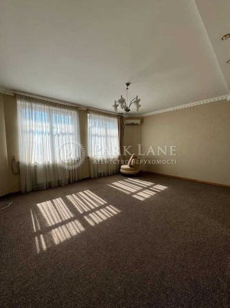 Коновальця Євгена (Щорса), 32б, Митець; - фото 1