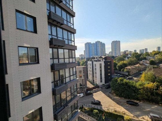 West House. 2к квартира. 62м2. Без ремонту. 8 поверх. Київ