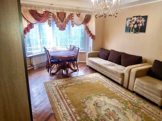 Продаж 4к квартири бул.Лесі Українки 2 Бесарабка Печерськ Палац Спорту Київ