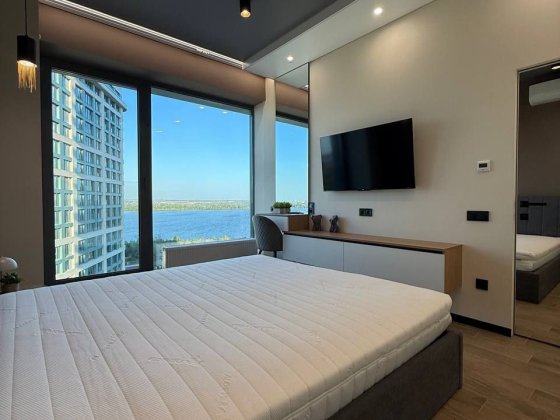 Продам шикарную 2 квартиру в BARTOLOMEO. Днепр