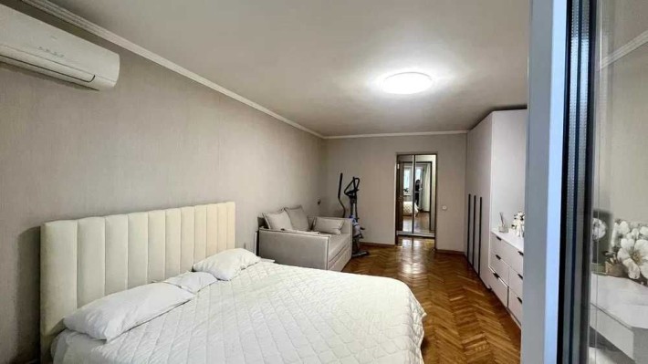 1к кв. 43м з ремонтом. м Університет, Саксаганського, Жилянська - фото 1