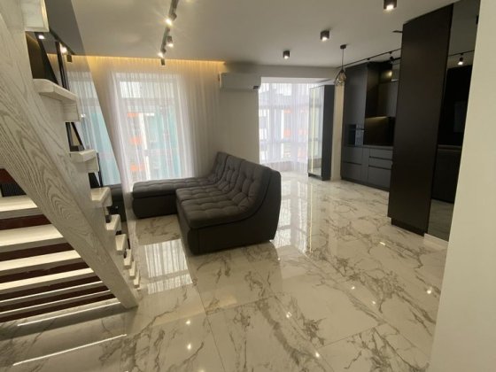 Продаж СУПЕР, Дворівневої 3 к. квартири з ДИЗАЙНЕРСЬКИМ РЕМОНТОМ Житомир