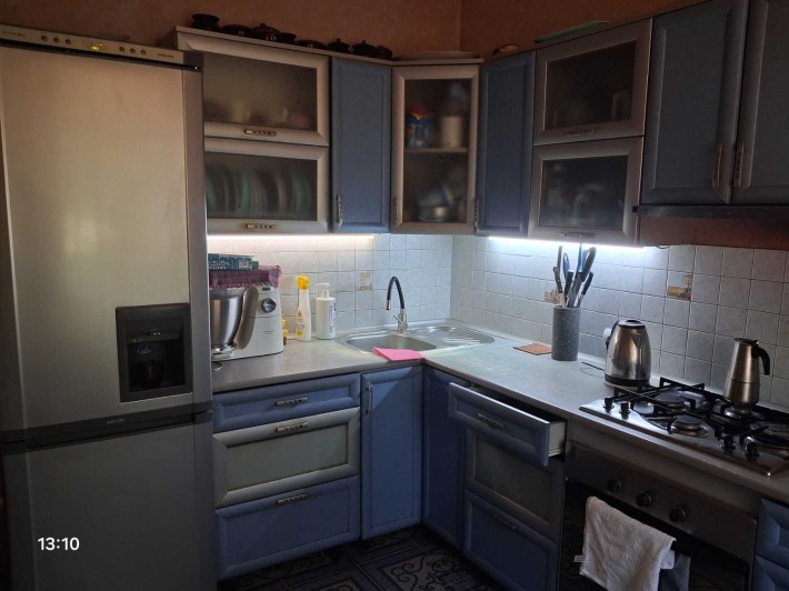 Продаж великої, гарної 2-х кімнатної квартири у самому Центрі міста. - фото 1