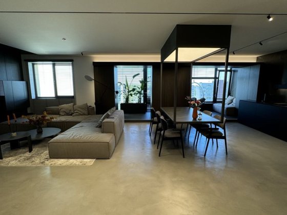 ЦЕНТР! 150кв.м Продам Дизайнерскую Двухуровневую кв по Пр.Победы Чернигов