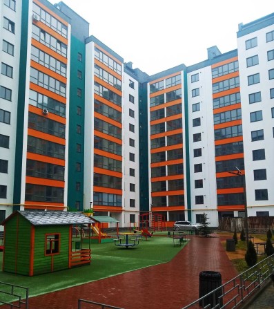 Велика 1-но кімнатна квартира - фото 1