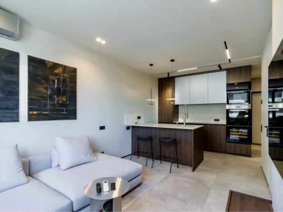 Варшавський 3 Олександра Олеся 17 Київ