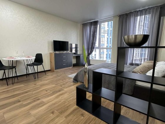 Продаж Рів'єра Галика Центральна Зарічний Славутич Осокорки SF Киев