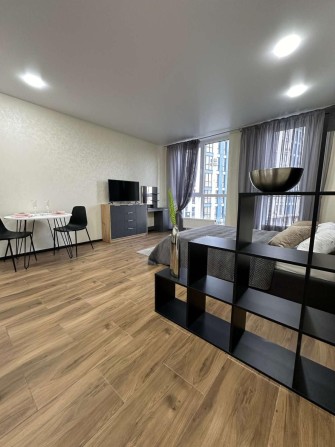 Продаж Рів'єра Галика Центральна Зарічний Славутич Осокорки SF - фото 1