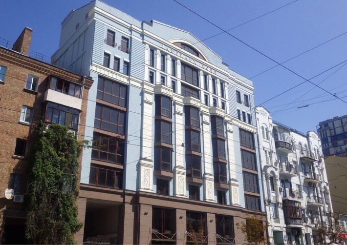 Квартира в центрі міста в ЖК«Патріарх Холл»  75.9 КвМ - фото 1