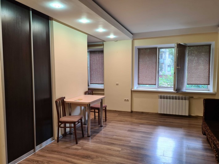 Продається двохкімнатна квартира, Нивки, Сирець, Щербаківського 57А - фото 1