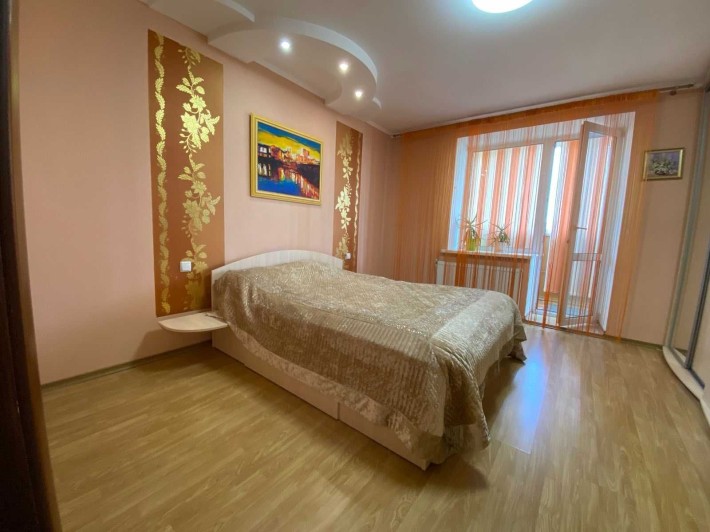 Продам 2 к квартиру на Поділлі 2342 - фото 1