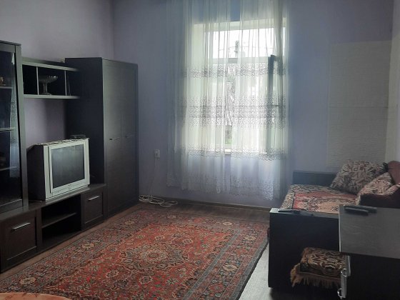 Продам большую 2 ком.квартиру в р-не пр.И.Мазепы Днепр