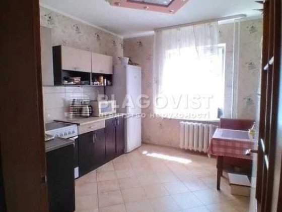 Продам 2 кім. квартиру Пчілки Олени, 2б ст.М."Позняки" Сонячне  ремонт Киев