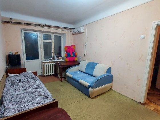 Продам 2-к квартиру в центре города возле парка Шевченко. Дніпро