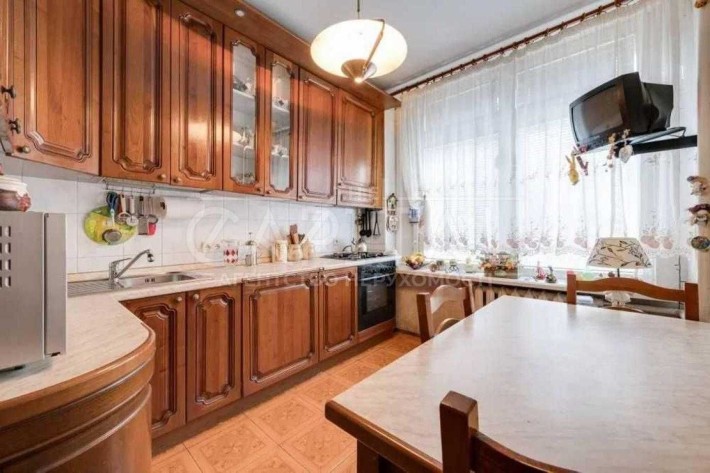 Продаж квартири бул Лесі Українки 36 В / Звіринецька / Печерська - фото 1