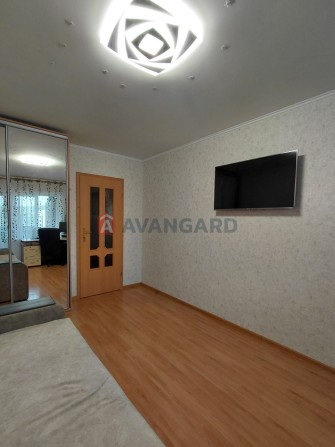 Чешка 3-шка окремі кімнати Малий ринок - фото 1