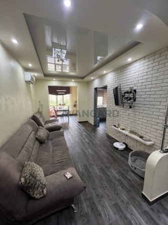 Велика 4-кімн. квартира на Пісках - фото 1