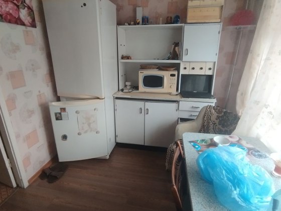 Продам 2 ком,квартиру ул,Ладожская Запорожье