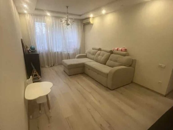 Продам 3к. квартиру, жм Перемога-2. Днепр