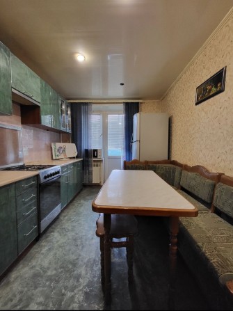 Продажа 3 комнатной квартиры в Днепровском районе - фото 1