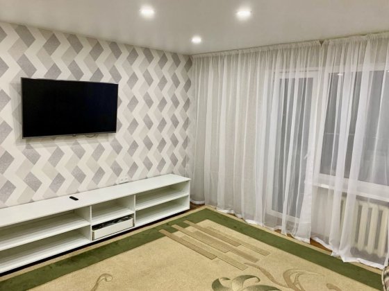 Продається 3к квартира з роздільними кімнатами . Бородинський .