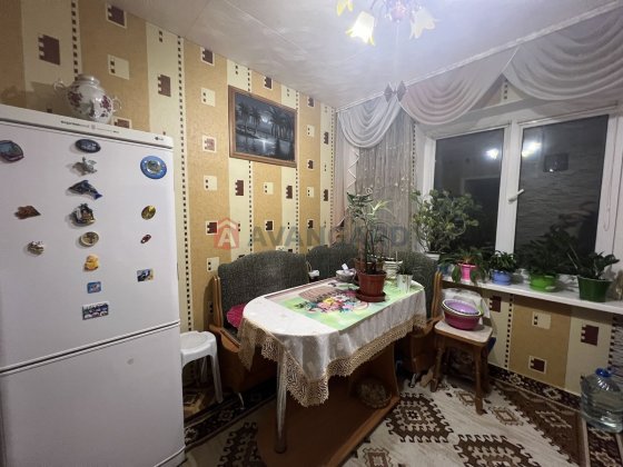 Продається простора 2-кім квартира Запорожье