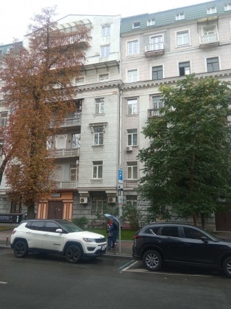 Продаж 5к 150м2 Університет Золоті ворота вул Івана Франка, 22-24 - фото 1