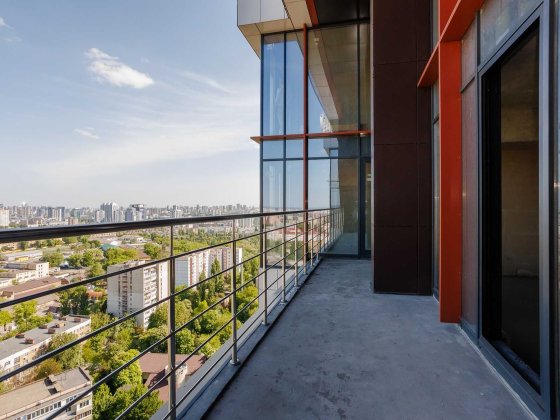 Продаж видового пентхауса з терасою в ЖК Креатор Сіті/Creator City Киев