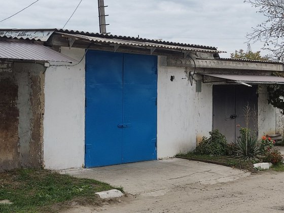 Продам гараж на 2 авто на масиві М'ясокомбінат Жовті Води