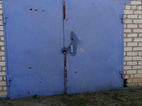 Продам гараж р- н ІОМЗ Ізюм