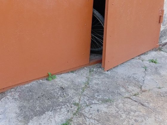 Продам гараж в районе ИПЗ Ізюм