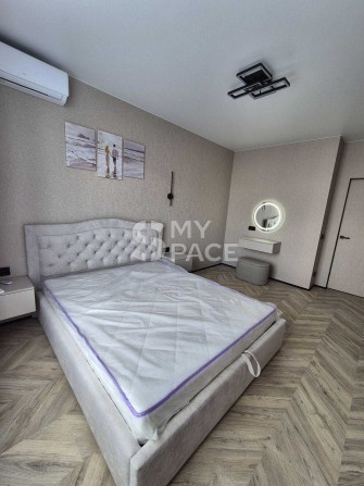 Продаж 1к кв з ремонтом, ЖК Варшавський. Retroville, вул. О. Олеся - фото 1