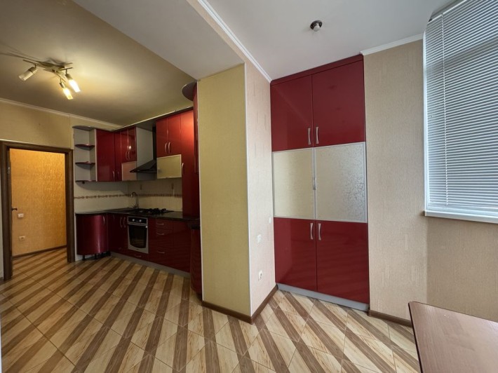 Продам 2-кімнатну квартиру на Поділлі - фото 1