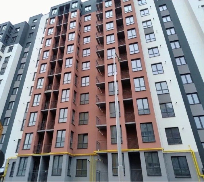 Продаж однокімнатної , простороії квартири в новобудові - фото 1