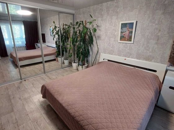 Продаж 3 кімнатної квартири, Малий ринок (Українська) 213-151-889 Запоріжжя