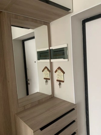 Продам двокімнатну квартиру в районі Новомиколаївки. - фото 1