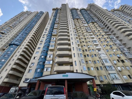 Без % Квартира , Харьковское шоссе 19а , под ремонт Київ