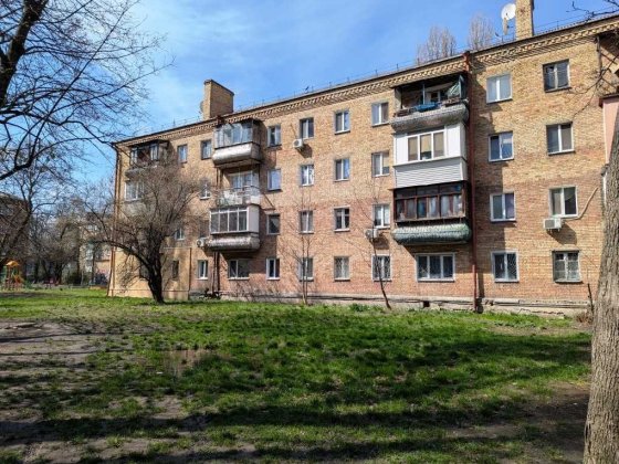 Продаж 2-к квартири 43,1 м2 м.Київ, пр-т Відрадний, 28-А  38 000$ Киев
