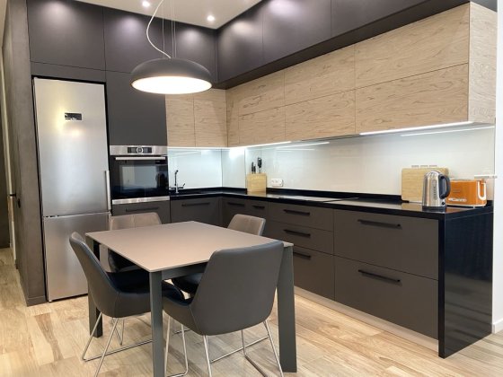 Продам квартиру с дизайнерским ремонтом. Отдельно в продаже паркоместо Днепр