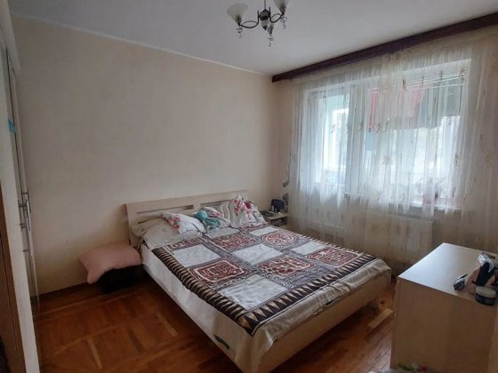 Продам великогабаритну 4-и кімнатну квартиру по вулиці Державності. Кропивницький